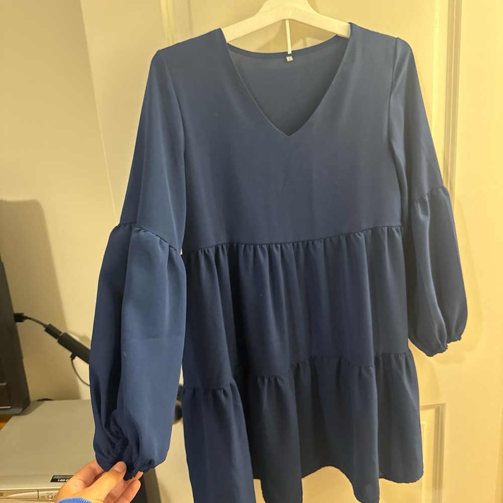 Elegant Blue Long Sleeve Dress